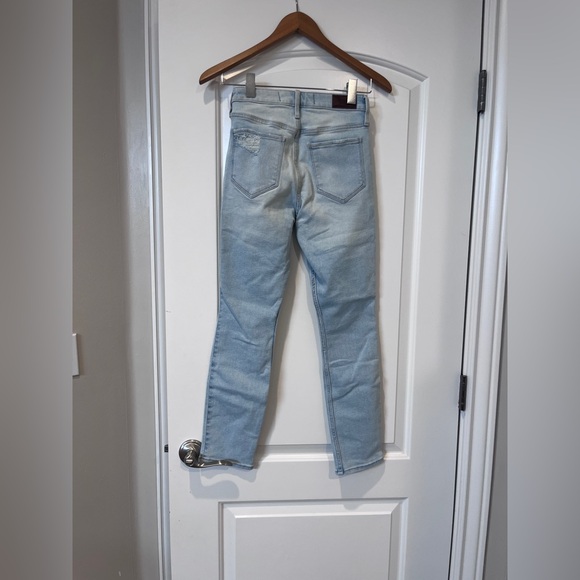 Ultra-High Rise Skinny Jeans Light Wash Hollister - Picture 2 of 6